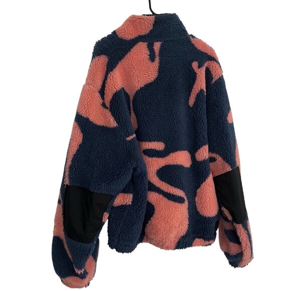 Le Pere Woods Quarter Zip Sherpa Pullover, Color Redbud Pink & Navy - Picture 2 of 7